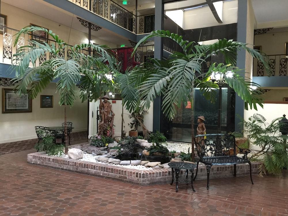Surestay Plus Hotel By Best Western Baton Rouge Buitenkant foto